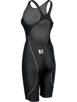 Arena Powerskin ST NEXT Kneelength - Black 15 Arena Powerskin ST NEXT Kneelength - Black -Swimmer Shop arena powerskin st next kneelength black 005873 50 1