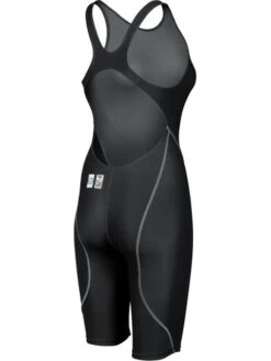 Arena Powerskin ST NEXT Kneelength - Black 17 Arena Powerskin ST NEXT Kneelength - Black -Swimmer Shop arena powerskin st next kneelength black 005873 50 4