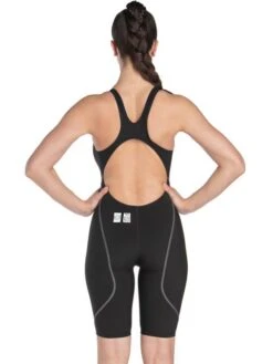 Arena Powerskin ST NEXT Kneelength - Black 22 Arena Powerskin ST NEXT Kneelength - Black -Swimmer Shop arena powerskin st next kneelength black 005873 50 9